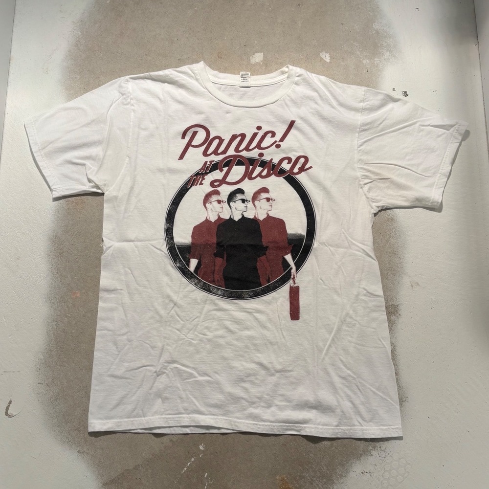 Panic! At The Disco 2013 Fall Tour Band T-Shirt Mens Large White Anvil Graphic